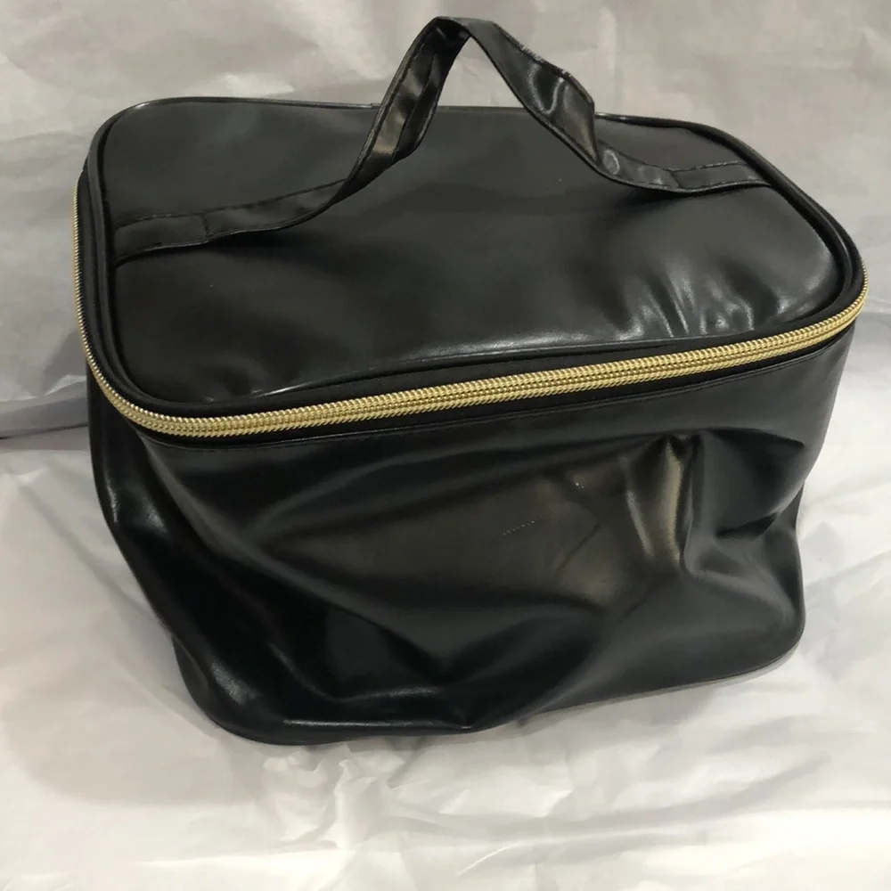 Large Black shiny gold zippered makeup cosmetic beauty case bag with compartment